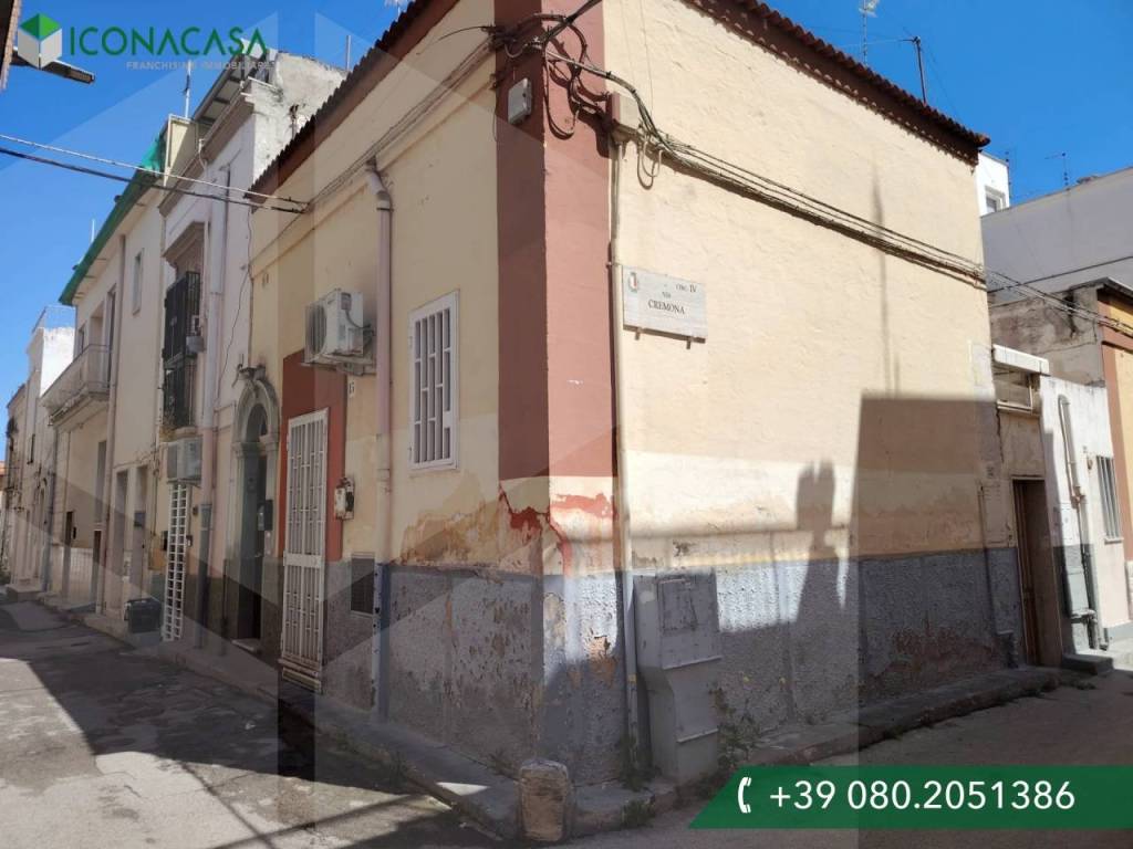 casa indipendente in vendita a Bari in zona Carbonara