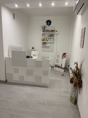 negozio in vendita a Bari in zona Murat