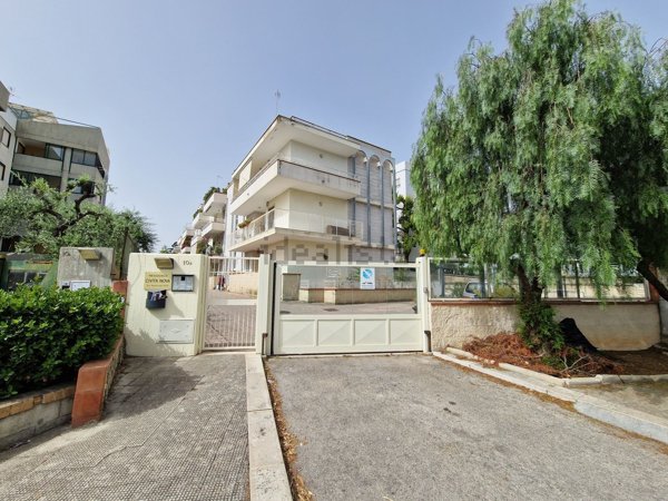 appartamento in vendita a Bari in zona Palese/Macchie