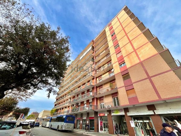 appartamento in vendita a Bari in zona Carrassi