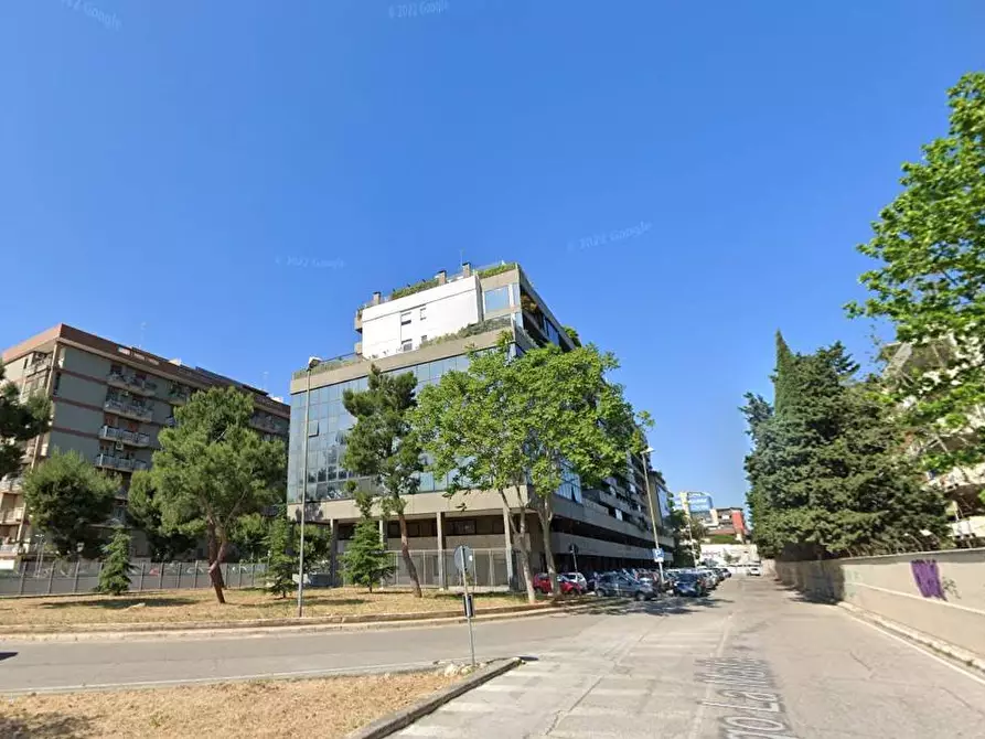 ufficio in vendita a Bari in zona Poggiofranco
