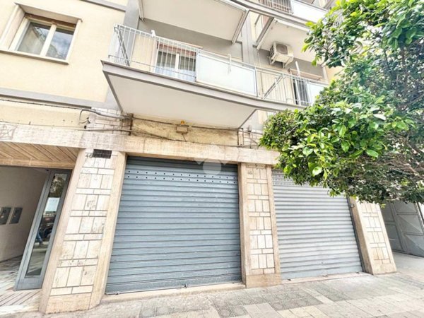 locale commerciale in vendita a Bari in zona Japigia