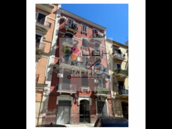 casa indipendente in vendita a Bari in zona Libertà