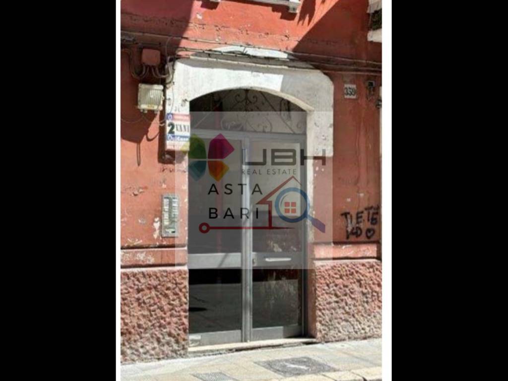 casa indipendente in vendita a Bari in zona Libertà