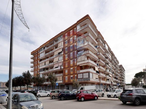appartamento in vendita a Bari in zona San Paolo