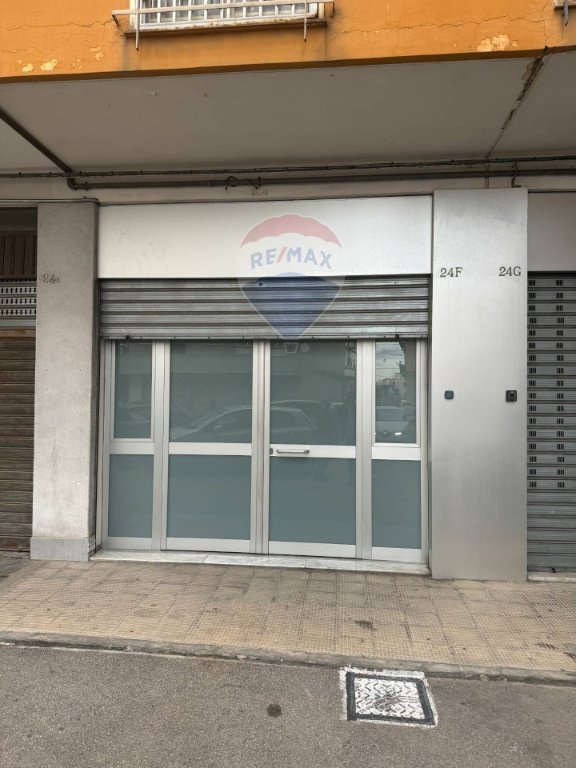 locale di sgombero in vendita a Bari in zona Libertà