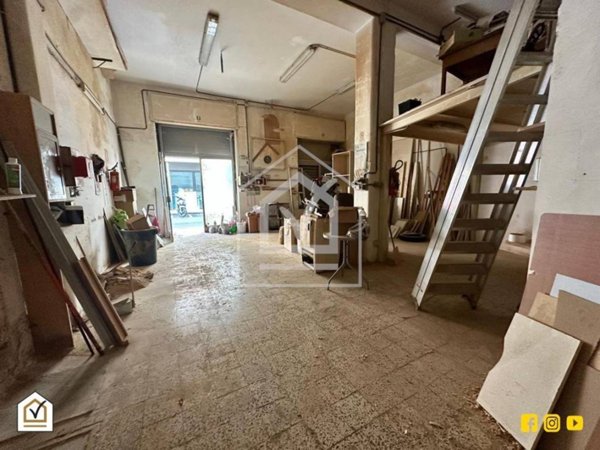negozio in vendita a Bari in zona San Pasquale