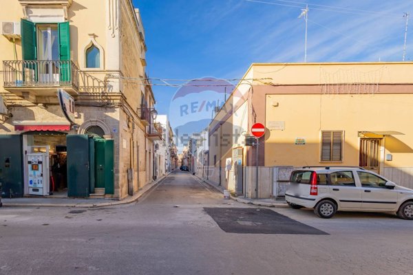 appartamento in vendita a Bari in zona Palese/Macchie