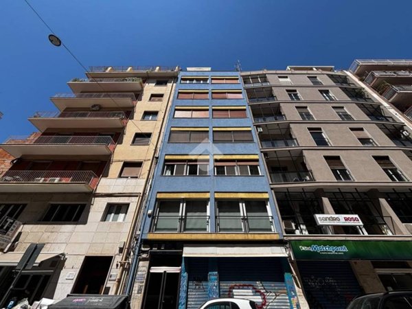 locale commerciale in vendita a Bari in zona Murat