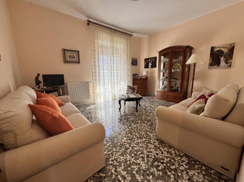 appartamento in vendita a Bari in zona Palese/Macchie