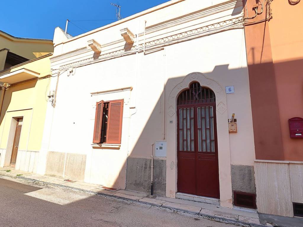 casa indipendente in vendita a Bari in zona Carbonara