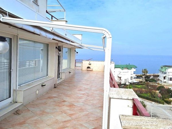 appartamento in vendita a Bari in zona Torre a Mare