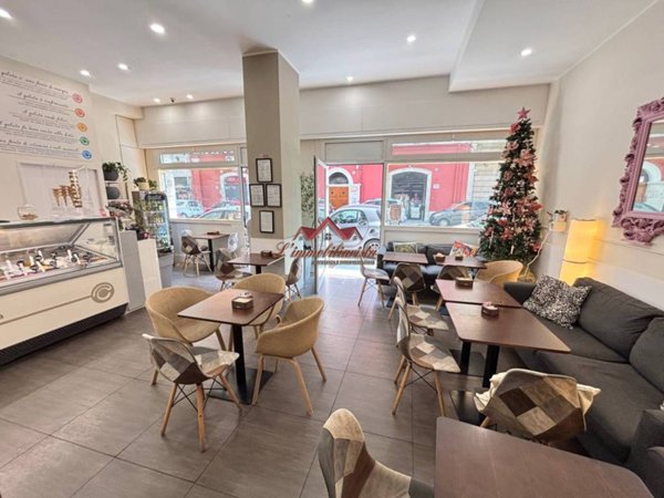 negozio in vendita a Bari in zona Murat