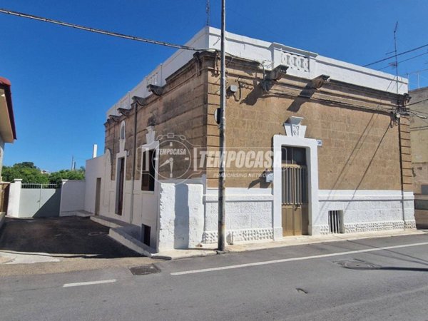 casa indipendente in vendita a Bari in zona Loseto