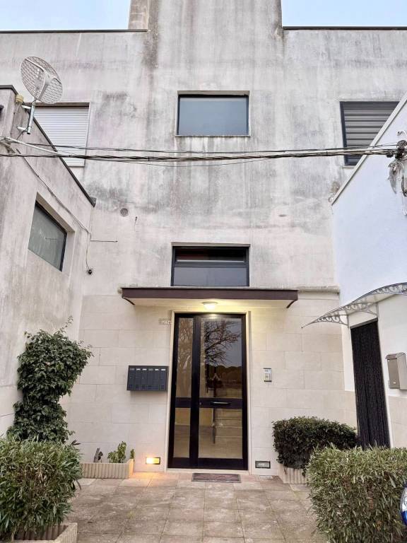 appartamento in vendita a Bari in zona Carbonara