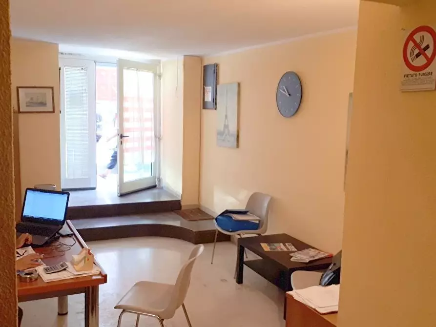 locale commerciale in vendita a Bari in zona Murat