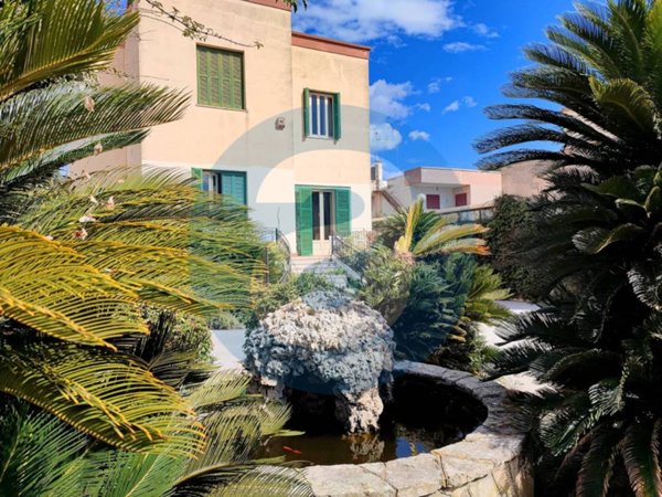 casa indipendente in vendita a Bari in zona Santo Spirito