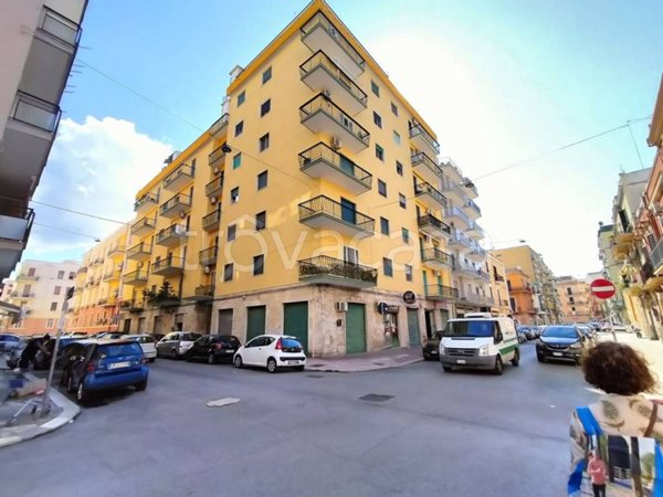 locale commerciale in vendita a Bari in zona Libertà