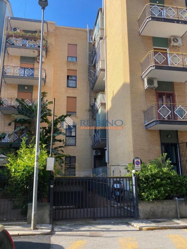 appartamento in vendita a Bari in zona Carrassi