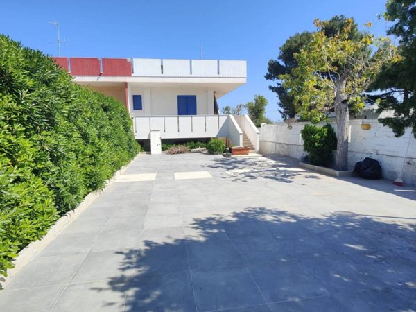 casa indipendente in vendita a Bari in zona Carrassi