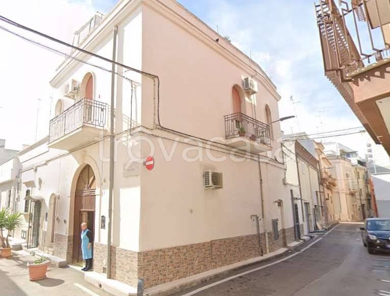 appartamento in vendita a Bari in zona Carbonara