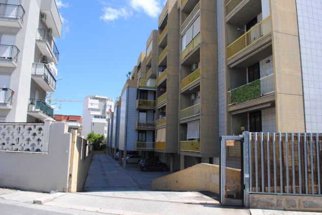 locale di sgombero in vendita a Bari in zona San Girolamo