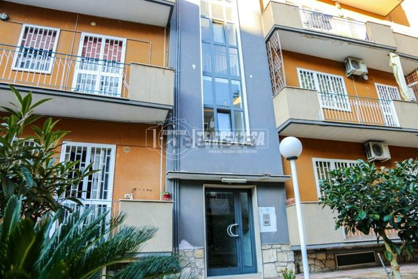 appartamento in vendita a Bari in zona Carrassi