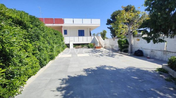 casa indipendente in vendita a Bari in zona Carrassi