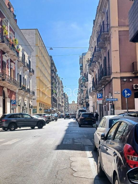 ufficio in vendita a Bari in zona Murat