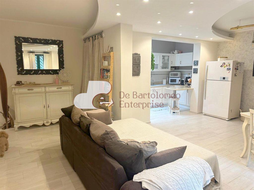 casa semindipendente in vendita a Bari in zona Carrassi