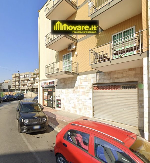 negozio in vendita a Bari in zona Carbonara