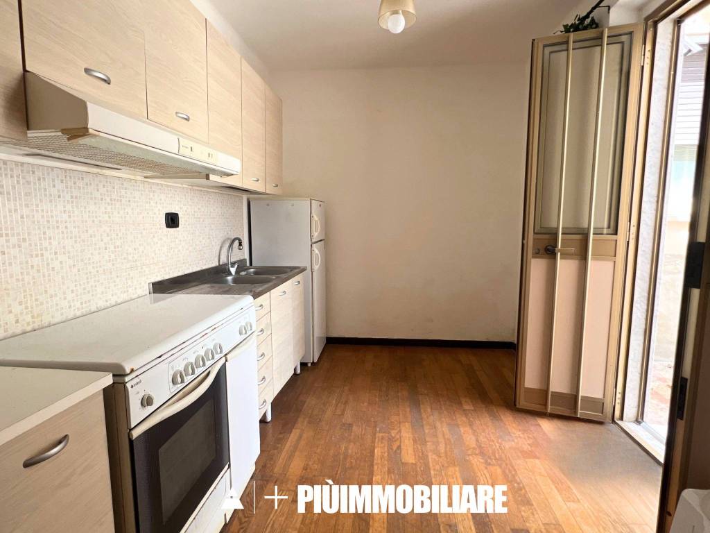 appartamento in vendita a Bari in zona Carrassi