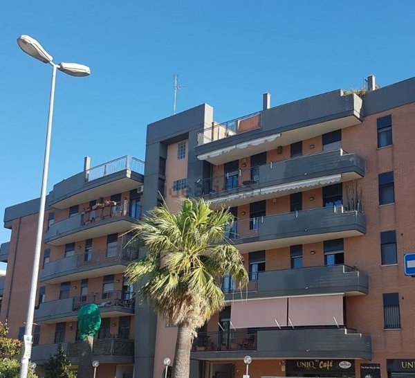 appartamento in vendita a Bari in zona Palese/Macchie