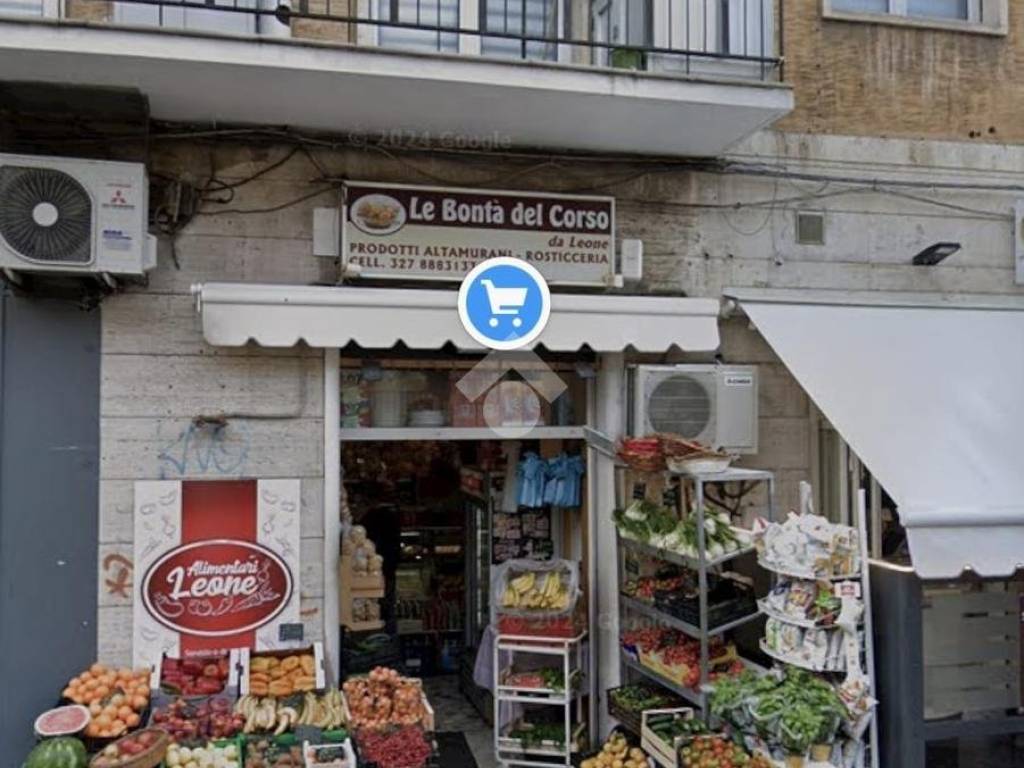 negozio in vendita a Bari in zona San Pasquale
