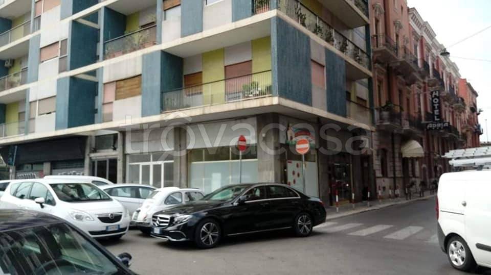 negozio in vendita a Bari in zona Madonnella