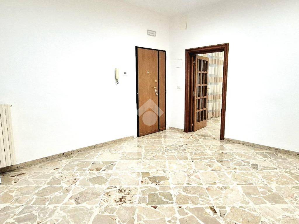 appartamento in vendita a Bari in zona Carrassi