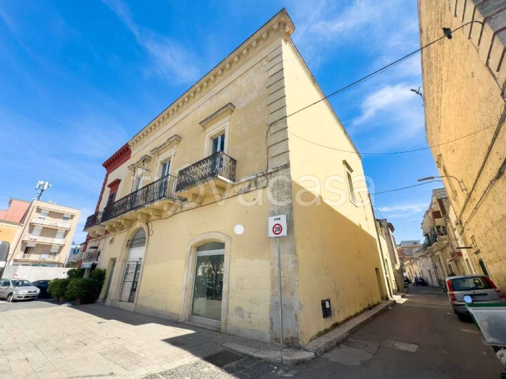 quadrivano in vendita a Bari in zona Carbonara