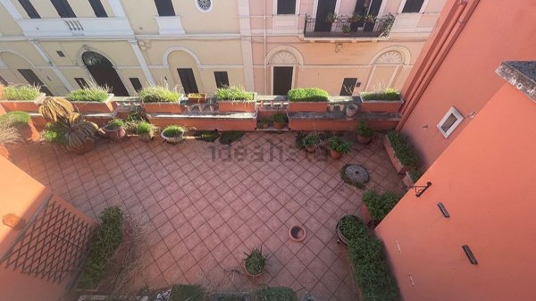casa indipendente in vendita a Bari in zona Torre a Mare