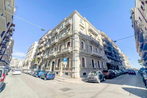 appartamento in vendita a Bari in zona Murat
