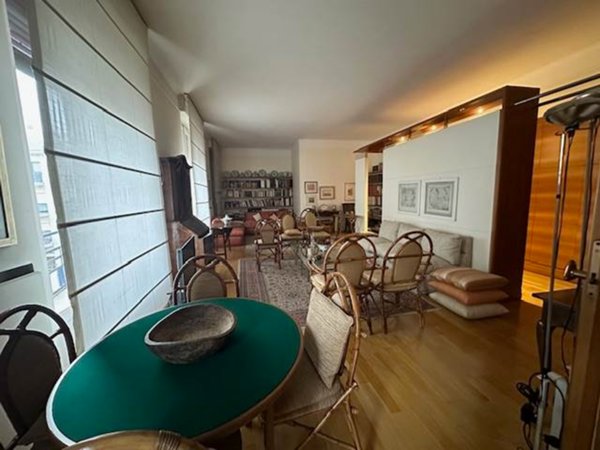 appartamento in vendita a Bari in zona Murat