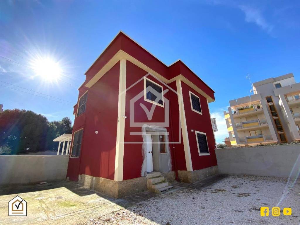 casa indipendente in vendita a Bari in zona Mungivacca