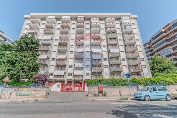 appartamento in vendita a Bari in zona Poggiofranco