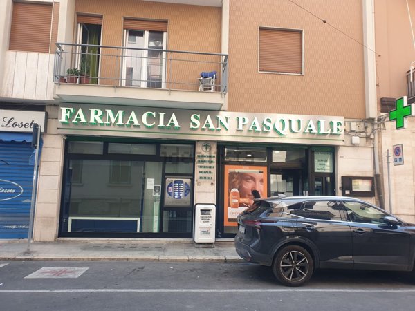 locale commerciale in vendita a Bari in zona San Pasquale
