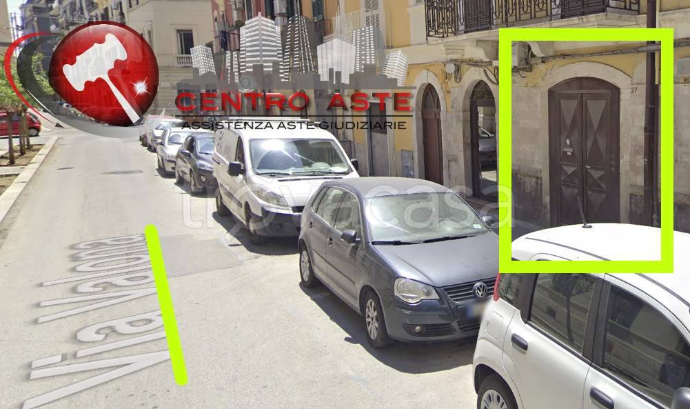 negozio in vendita a Bari in zona Madonnella
