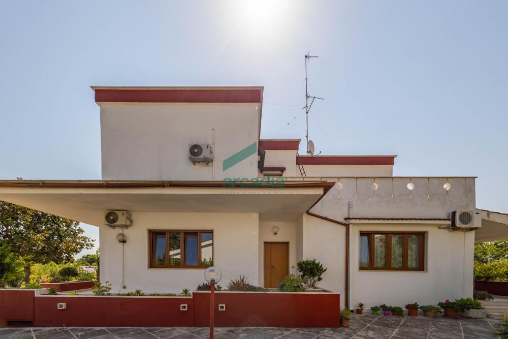 casa indipendente in vendita a Bari in zona Palese/Macchie
