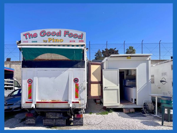 negozio in vendita a Bari in zona Poggiofranco
