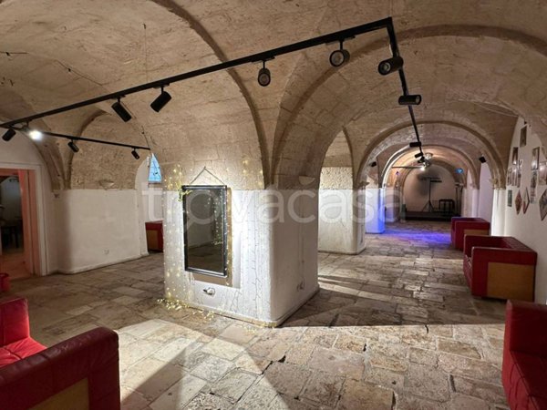 trivano in vendita a Bari in zona Città Vecchia