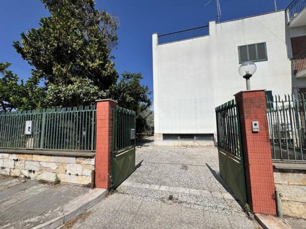 casa indipendente in vendita a Bari in zona Palese/Macchie