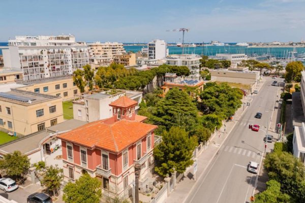 casa indipendente in vendita a Bari in zona Marconi