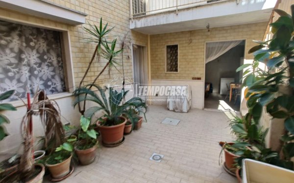 casa indipendente in vendita a Bari in zona Carbonara